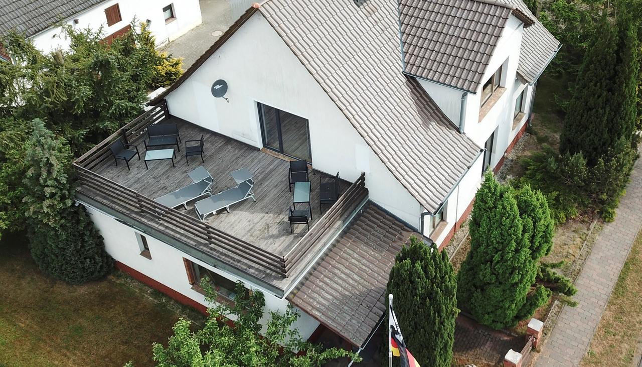 Ostseeferienhaus oberes Apartment Mönkebude Exterior foto